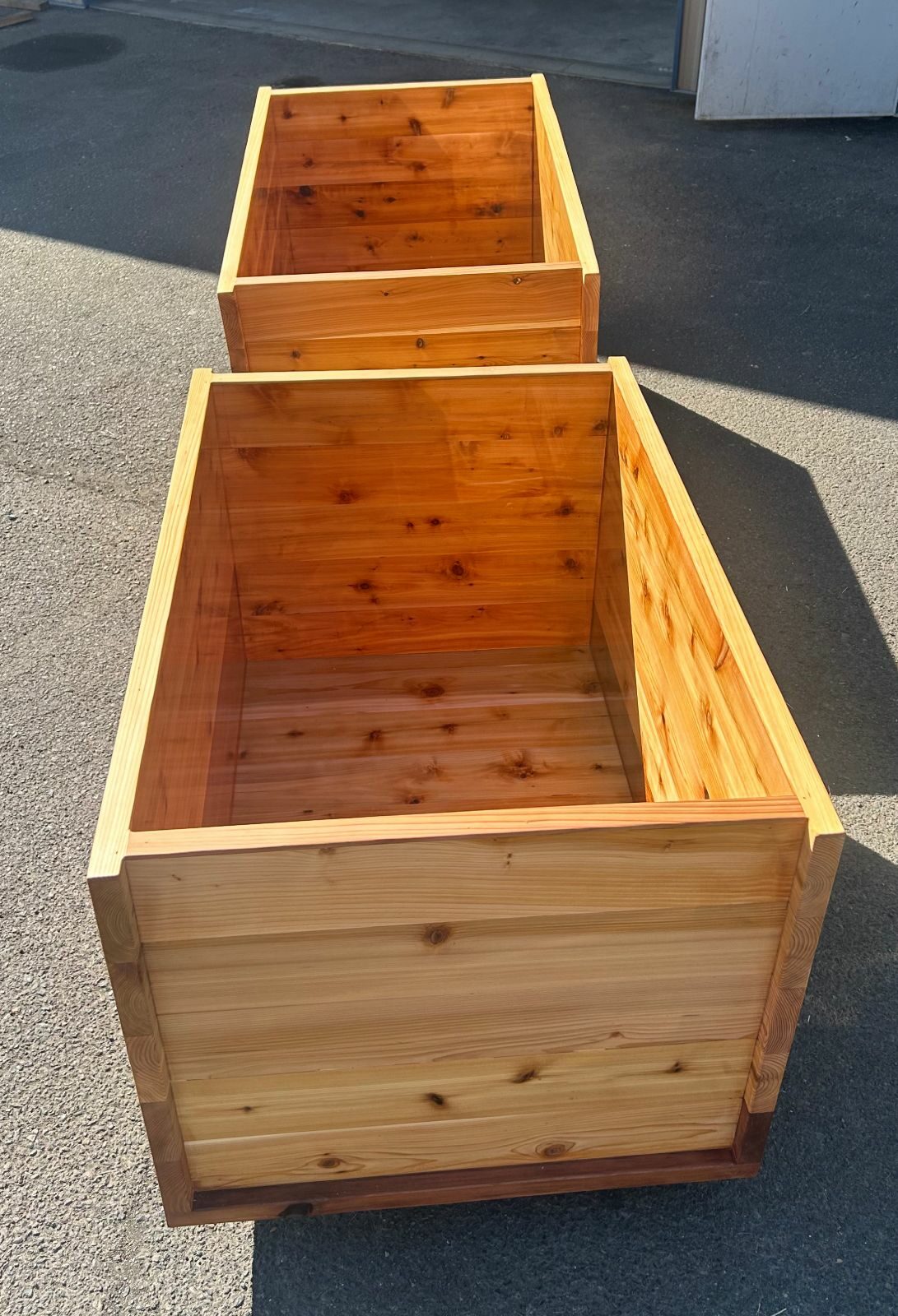 Interior of the two cedar tubs showing the clear lining